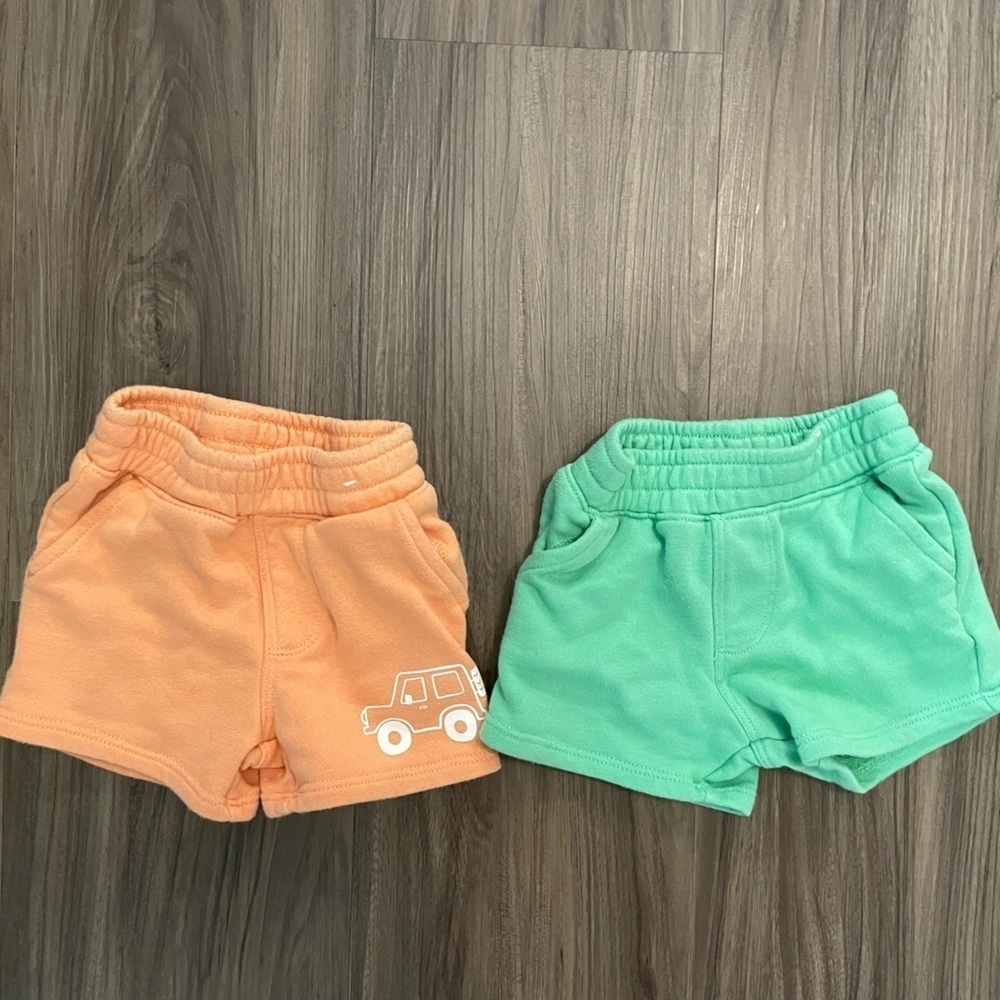 Garanimals Orange and Green Shorts Comfortable Elastic Waist size 12 months